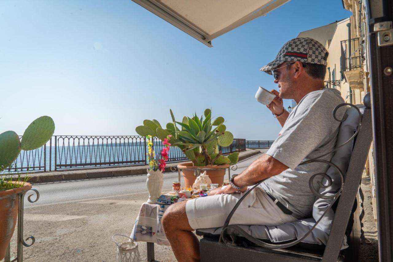 Suite Ortigia Vista Mare Сиракуза Екстериор снимка