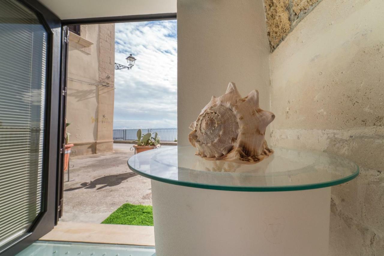 Suite Ortigia Vista Mare Сиракуза Екстериор снимка